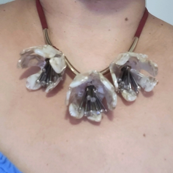 Necklace - Picture 2 of 3